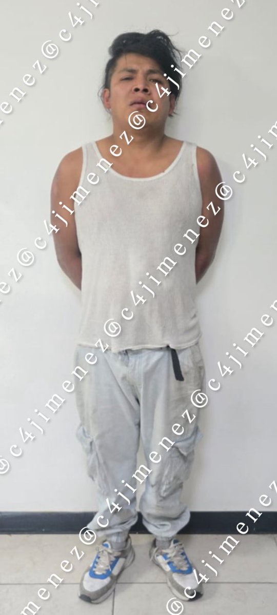 c4jimenez's tweet image. CAE 1 de los ASESINOS del AGENTE BRANDON LÓPEZ; ES SU 9º ARRESTO!
Erasmo Palestino
Ha estado 8 VECES detenido.
Y siempre sale.
Agentes d @SSC_CDMX lo detuvieron en la misma zona d @TuAlcaldiaGAM 
Tenía el arma q le robaron al policía después d dispararle.
Van por su cómplice.