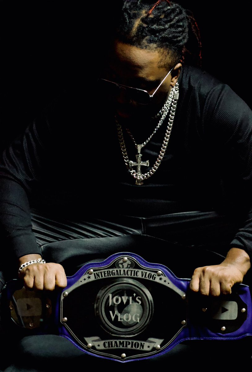 tonedaboss's tweet image. Win the belt. Do the photoshoot right after. That’s Wrestling 101 ain’t it 😎😎 #IMFwrestling #Iowa #Indies #IntergalacticChampion #247