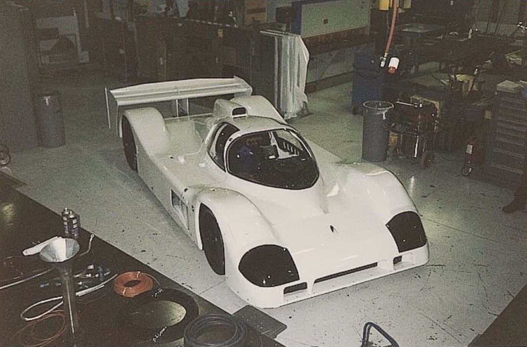 Desde principios de los 80, Yoshi Suzuka había realizado casi 2500 pruebas de túnel de viento desarrollando diversos prototipos de Nissan. El P35 fue finalmente el resultado de toda aquella experiencia acumulada por Suzuka. Matizar que también, muchos de aquellos aprendizajes