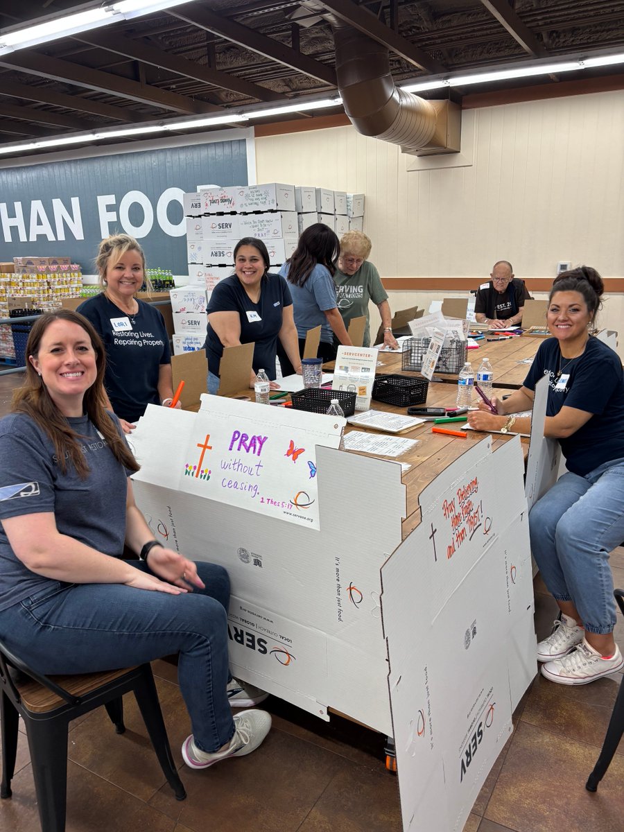 SRGrestoration's tweet image. Our team joined SERV International for a pack out and helped prepare food boxes for families in need. Proud to support a mission that makes a real impact.

#TeamSoutheast #SoutheastRestoration #SERV