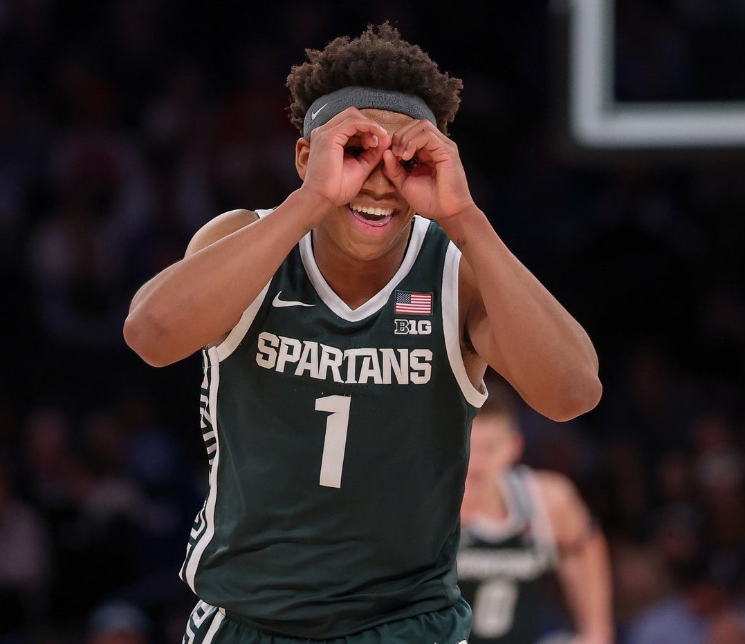 msucontent's tweet image. Michigan State basketball jumps six spots to No. 1️⃣1️⃣ in the AP Poll this week.

It’ll be #16 North Carolina vs. #11 Michigan State on Thanksgiving