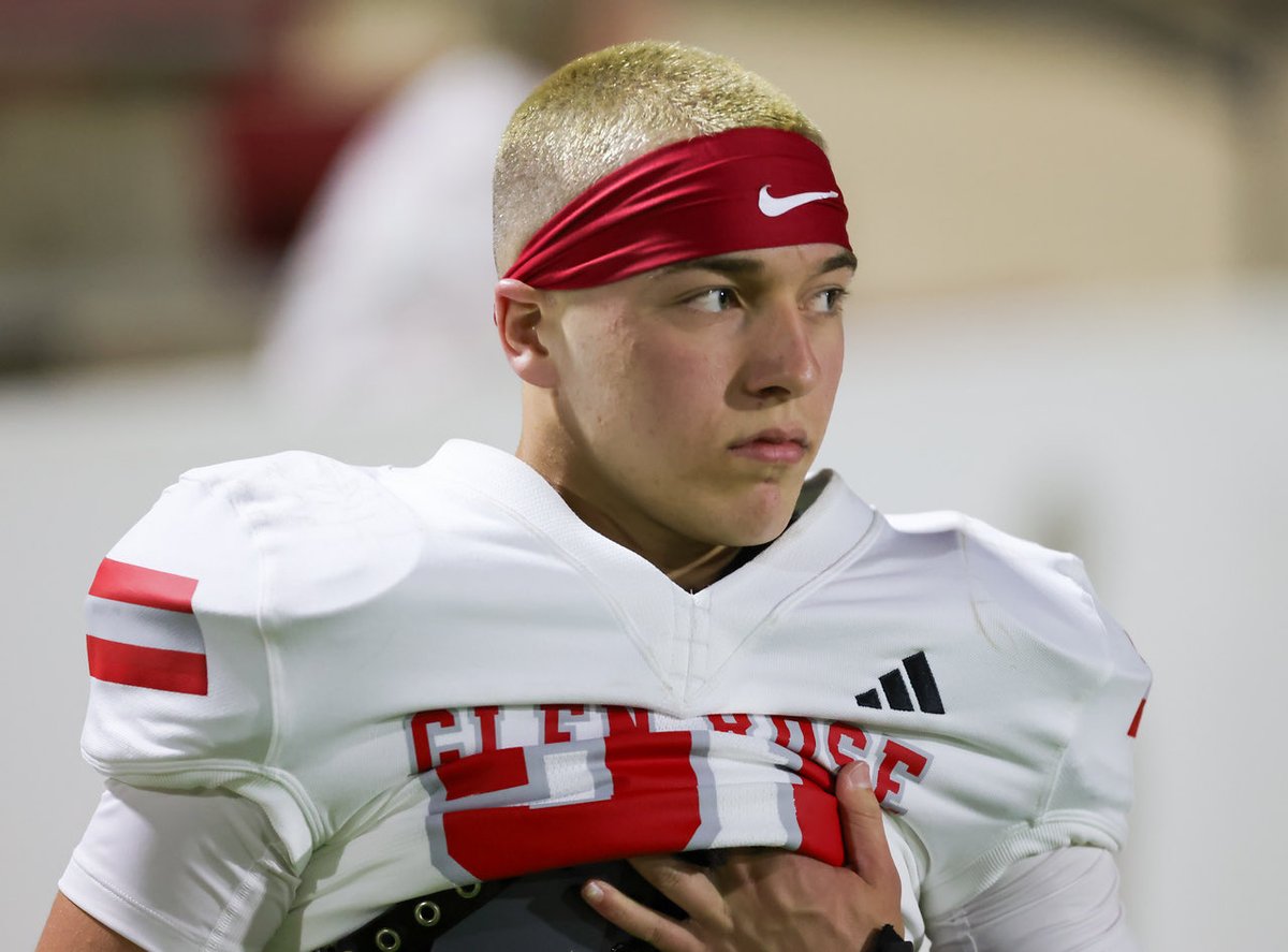 Alan_Burch33's tweet image. End of the season, not the end of the story.

#TigerPride #linebacker #Freshman #GodIsGood #GRHS #LockedIn