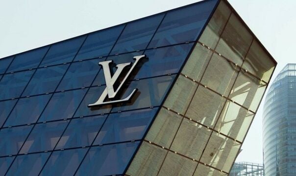 EstrategiasTv's tweet image. #LVMH, un negocio de lujo a precios de lujo ow.ly/oIPL50XwHHF