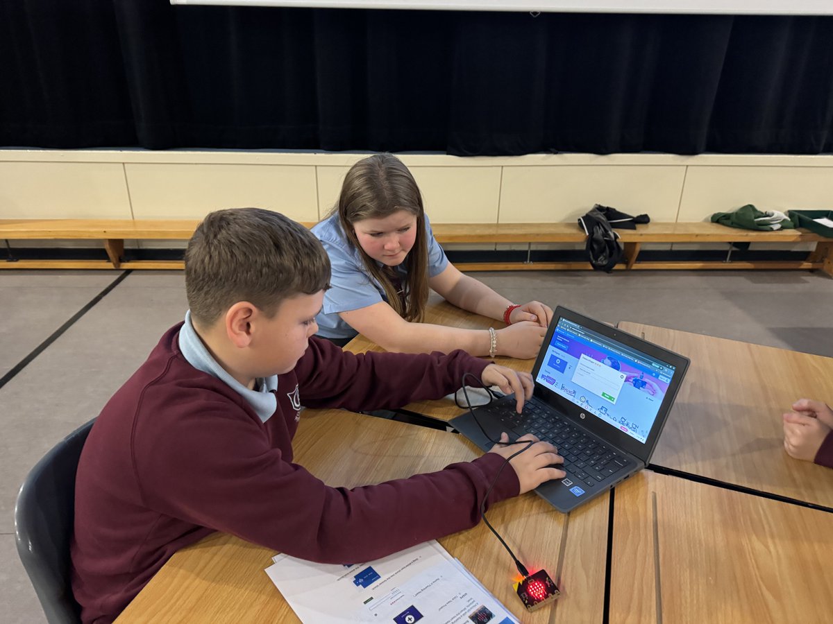 CHS_BusComp's tweet image. Thank you to our brilliant P7 pupils for being such excellent programmers today.  Thanks to our Senior Digital Ambassadors for leading the way and supporting the event with skill and enthusiasm. We’re incredibly proud of you all. #futureprogrammers