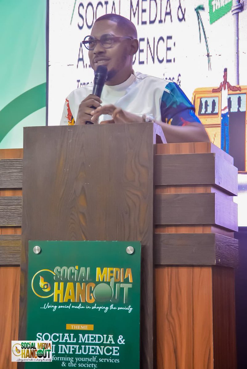 bsmhangout1's tweet image. Success looks like this!
A room full of creatives, changemakers, and voices shaping the digital future.
The #TheBodexSocialMediaHangout was a game changer for the younger audience filled with future leaders.

#UnforgettableMoments #digitalcommunity #BodexExperience #BodexMedia