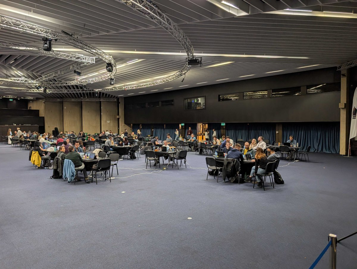 HyperscienceAI's tweet image. Proud to share that in October, we supported the Crossroads AI Hackathon, organized by Start Up Bulgaria! It was an inspiring event, bringing together over 150 participants with real-world experience. So proud to see such amazing talent. More info here: shorturl.at/lyXnW