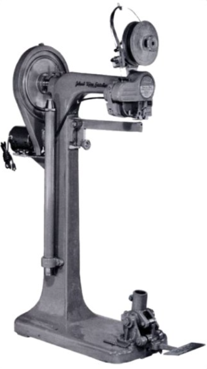 IdealStitcherCo's tweet photo. The Ideal Arm &amp; Post Stitcher handles box bottoms AND sides in one robust unit.

✅ Save Floor Space ✅ Save Capital ✅ Maximize Versatility

Get the machine that adapts to your workflow. 👇
https://t.co/cstgLwWUUM

#Packaging #Industrial #Manufacturing https://t.co/V0WnFpYubM