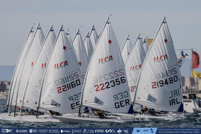 Vela
Gran Trofeo València Snipe y Trofeo Levante 2025. Resultados
Vela de alto nivel en Valencia: Trofeo Levante y Gran Trofeo València coronan a los nuevos campeones. <a href="/RCN_Valencia/">RCN Valencia</a> 
wp.me/p29qcc-PQh