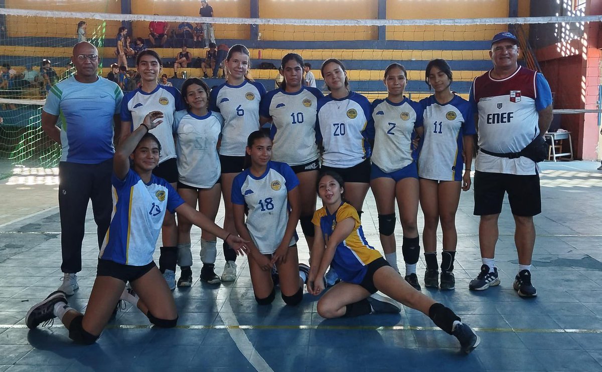 sndpy's tweet image. #Paraguay🇵🇾en los @jseasuncion2025✨️

Nuestros representantes de #Vóley🏐 ya están listos para dejarlo todo en la cancha y llegar al podio🔝

➕️ℹ️➡️goo.su/GUAzZp

#ElDeporteNosUne🤝🏻