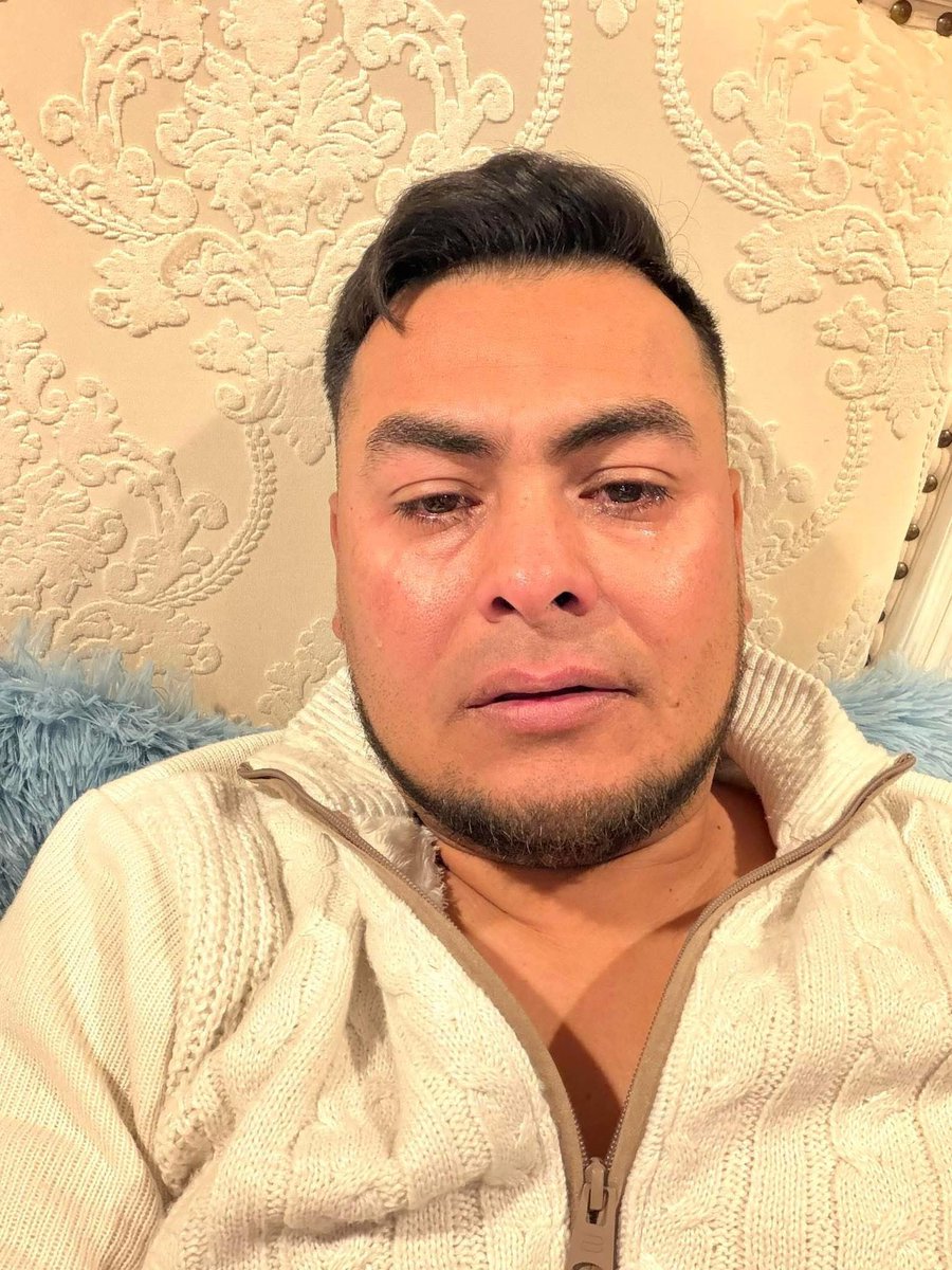 auuqueen's tweet image. yo