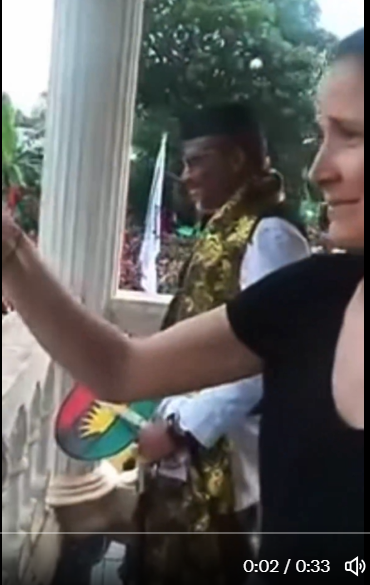 DavidHundeyin's tweet image. Definitely not an Israeli/American foreign agent involved in a political destabilisation operation.

Just a random anonymous white woman who liked to hang out in Abia State with a Nigerian person of interest, with the Israeli Star of David flying conspicuously in the background.…