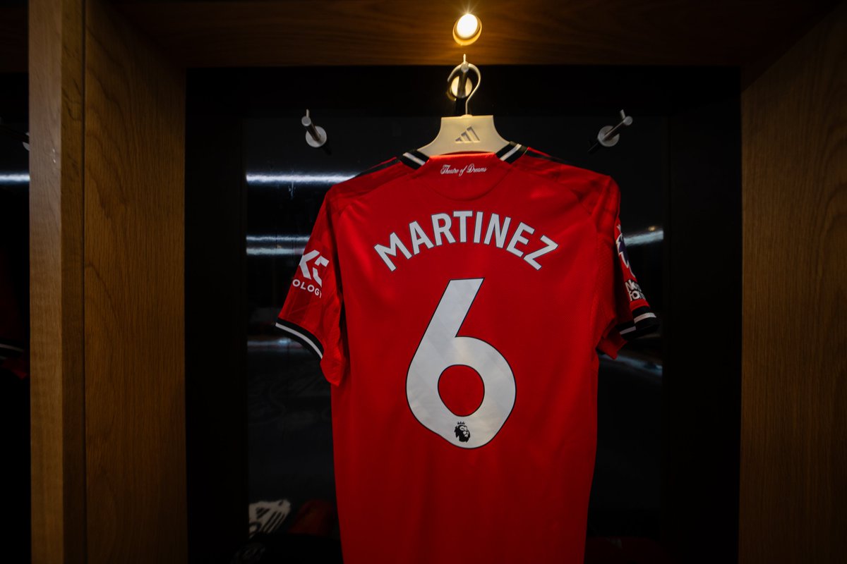 ManUtd's tweet image. 😏