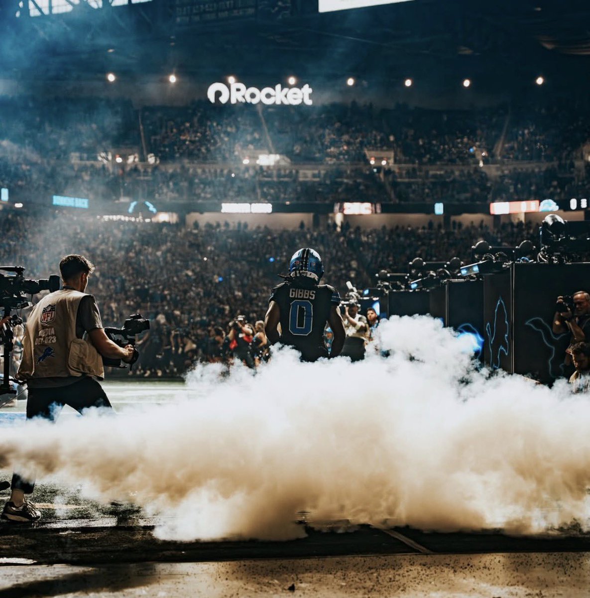 𝔗𝔥𝔢 𝔇𝔢𝔱𝔯𝔬𝔦𝔱 𝔗𝔦𝔪𝔢𝔰 📰 tweet media