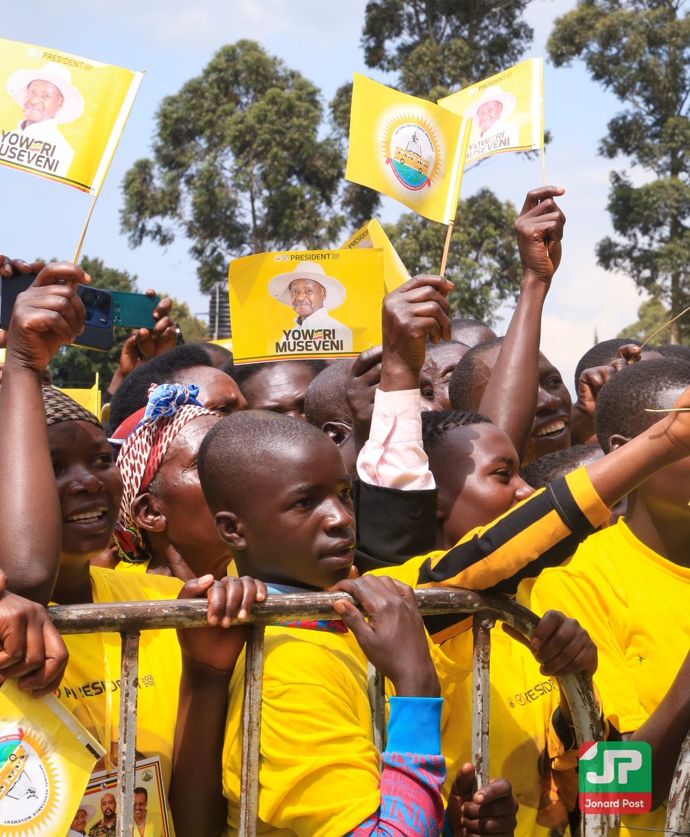 JonardPost's tweet photo. UPDATE: NRM presidential candidate H.E. @KagutaMuseveni today kicked off his Western Uganda campaign tour, beginning with Kisoro and Rubanda Districts.
#JonardPostUpdates https://t.co/nBEd9uqYRH