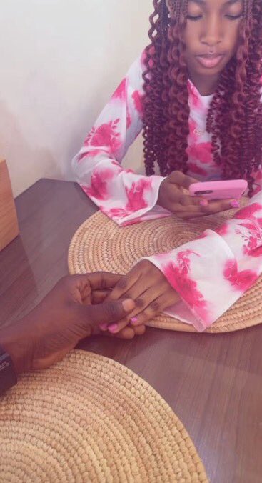 elonhatescoded's tweet image. She’s  gorgeous 

But she’s so cheap I can’t make her my main bitch