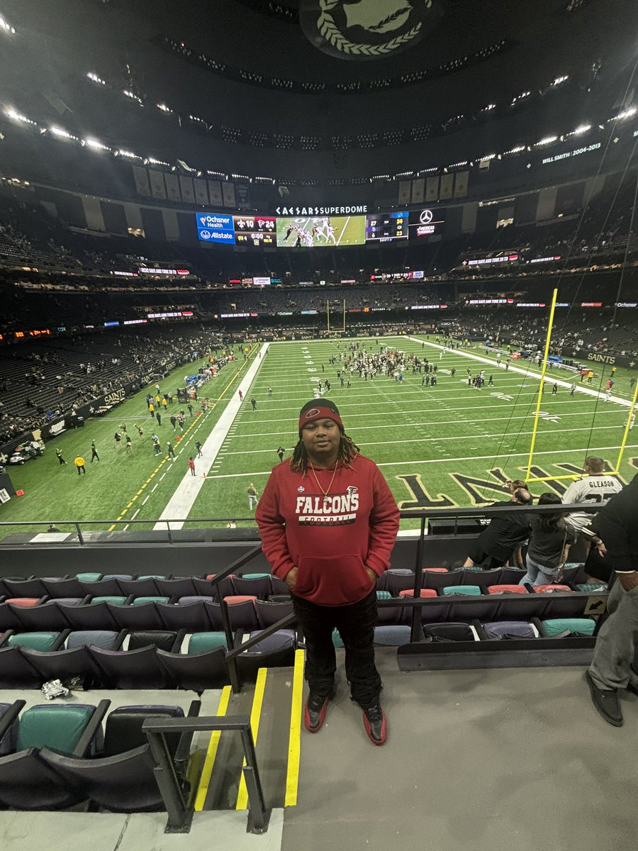 iam_Terrance22's tweet image. Walk in yo trap, takeover yo trap #Riseupatl #wedat