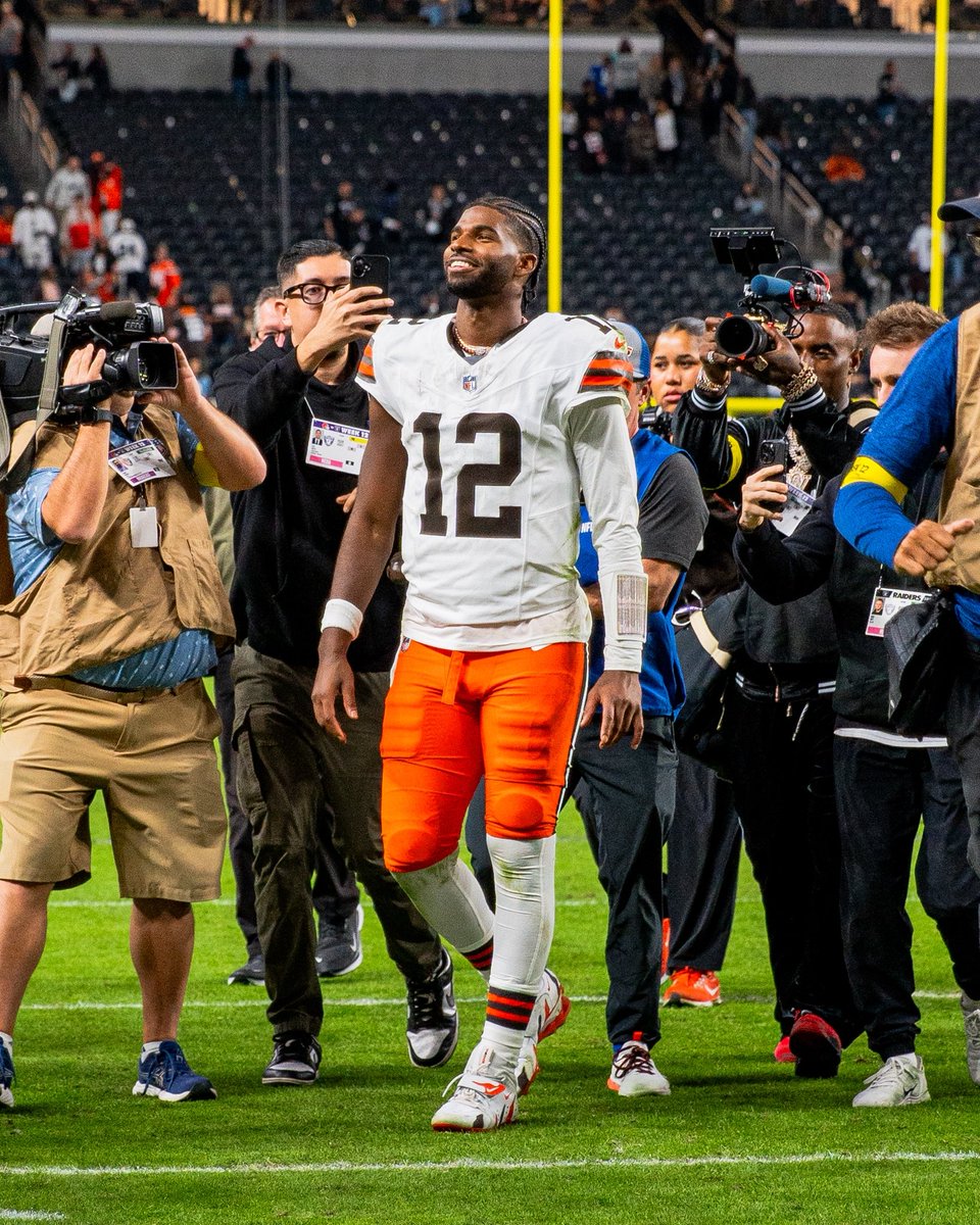 The Browns are naming Shedeur Sanders their starting QB vs the 49ers, per <a href="/RapSheet/">Ian Rapoport</a>