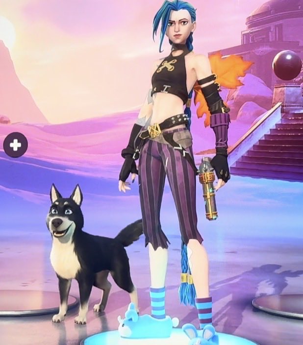 CFerrol43949's tweet photo. @BackersGamesF @HYPEX My favourite 🩵@Fortnite https://t.co/SYkm96EBeN