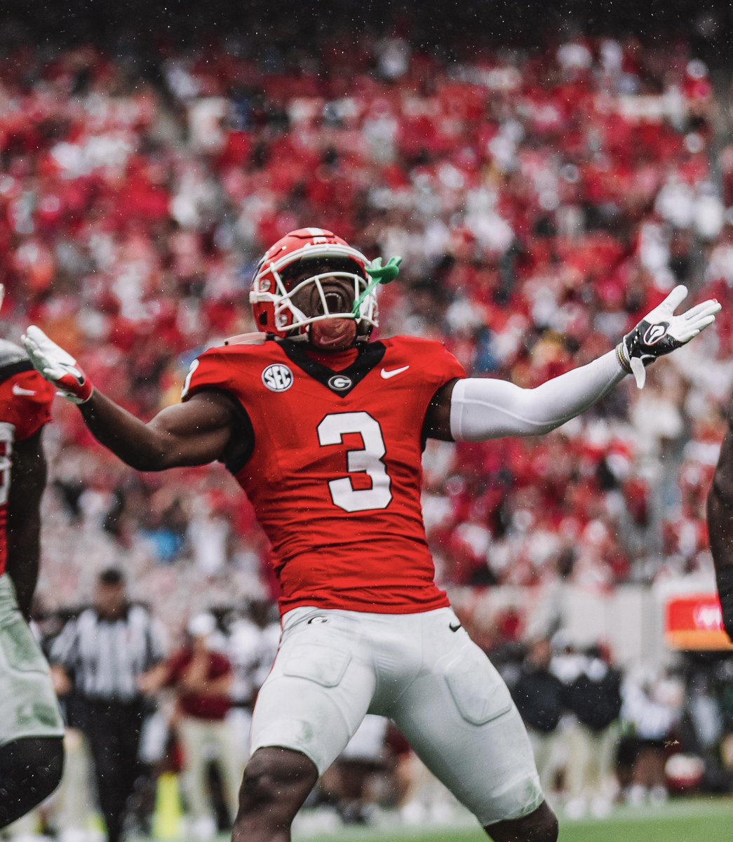 OkCoolSicEm's tweet photo. @ReidGrayden @CoachDee_UGA @GeorgiaFootball @Aspirationsgym @DemetricDWarren @AllenTrieu @TomVH @ChadSimmons_ @johngarcia @GregSmithRivals @EdwardsCBS @TomLoy247 @SWiltfong_ @ByKyleKelly @jeffsentell @RustyMansell @DHill39 #GoDawgs #HowBoutThemDawgs #CommitToTheG https://t.co/lvQ0x6zG6q