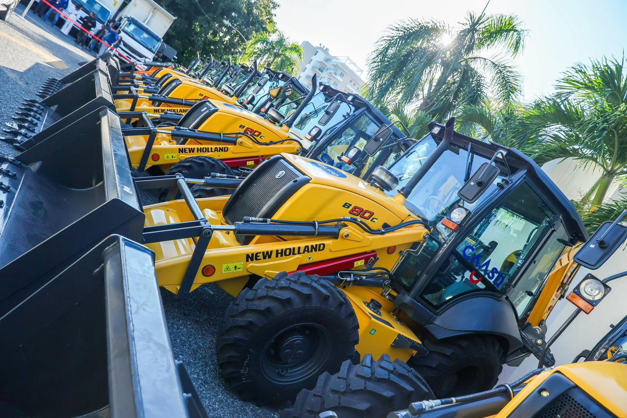 G6iloqBWsAAwDV3?format=jpg&name=large