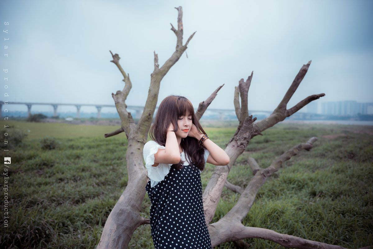 YayeeBSNdeiiZz's tweet image. The new space race: The significance of exploring [Mars/the Moon] for humanity&apos;&apos;s future. #SpaceExploration #FutureOfHumanity