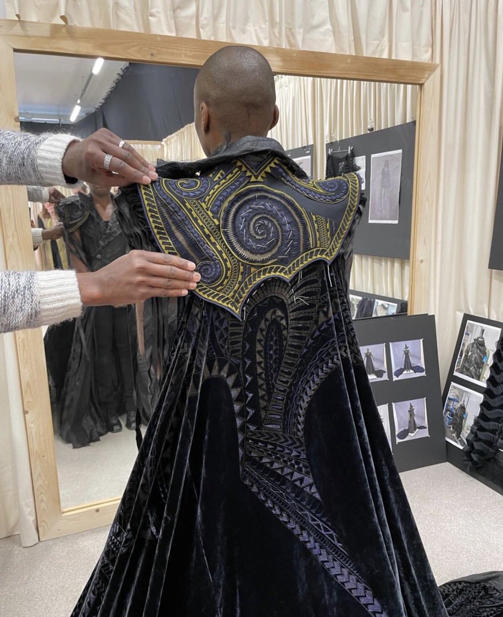 fiyercrows's tweet image. so much beautiful craftsmanship for barely any screen time ☹️