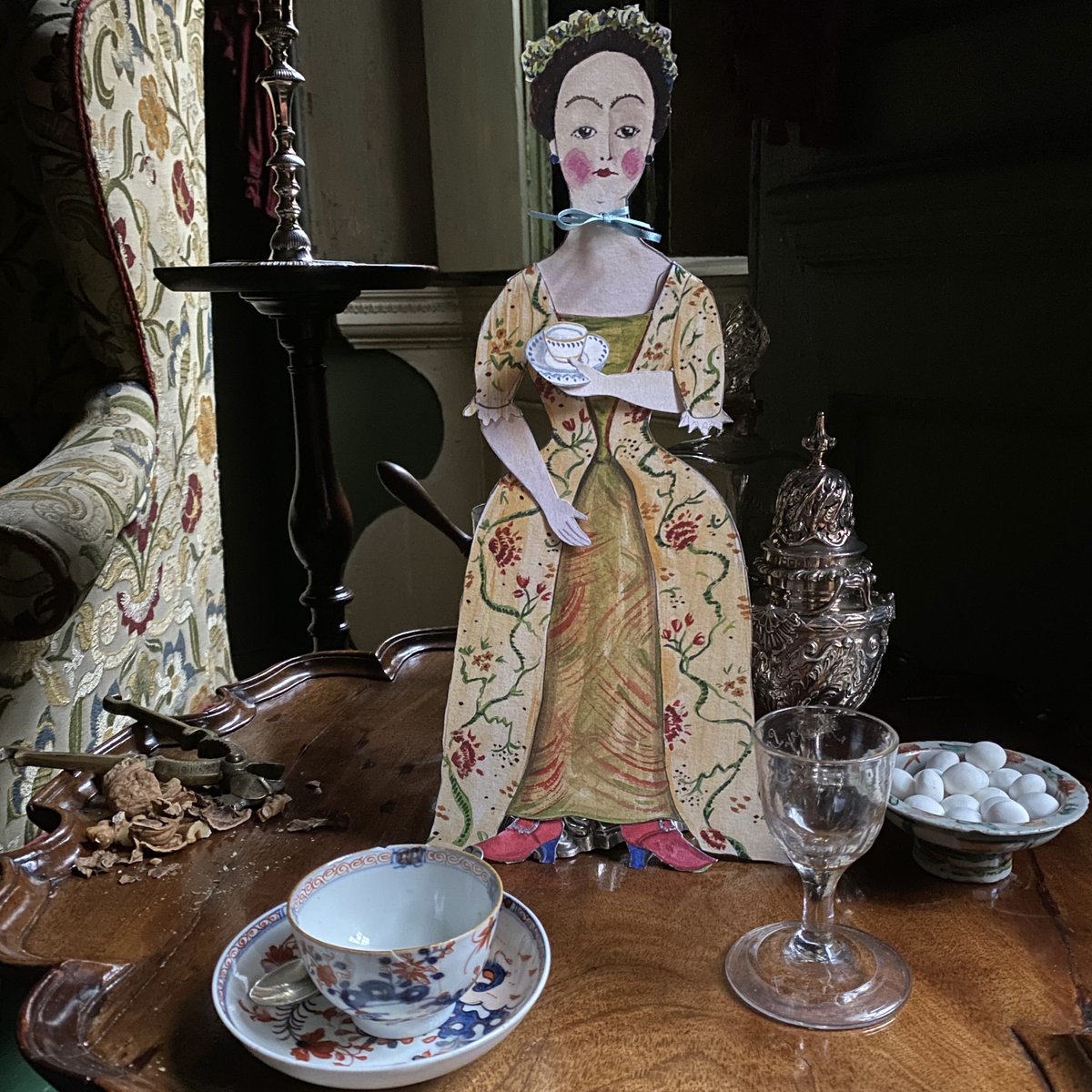 DennisSeversHse's tweet image. Cut out this paper doll of Mrs Jervis, adorn her in mid 18th-century finery of corset, hooped underskirt, shoes, &amp;amp; Spitalfields silk dress.
Based on a Queen Anne doll, she comes with split pins so she can move &amp;amp; a piece of real ribbon to tie at her throat.
shop.dennissevershouse.co.uk/products/mrs-j…