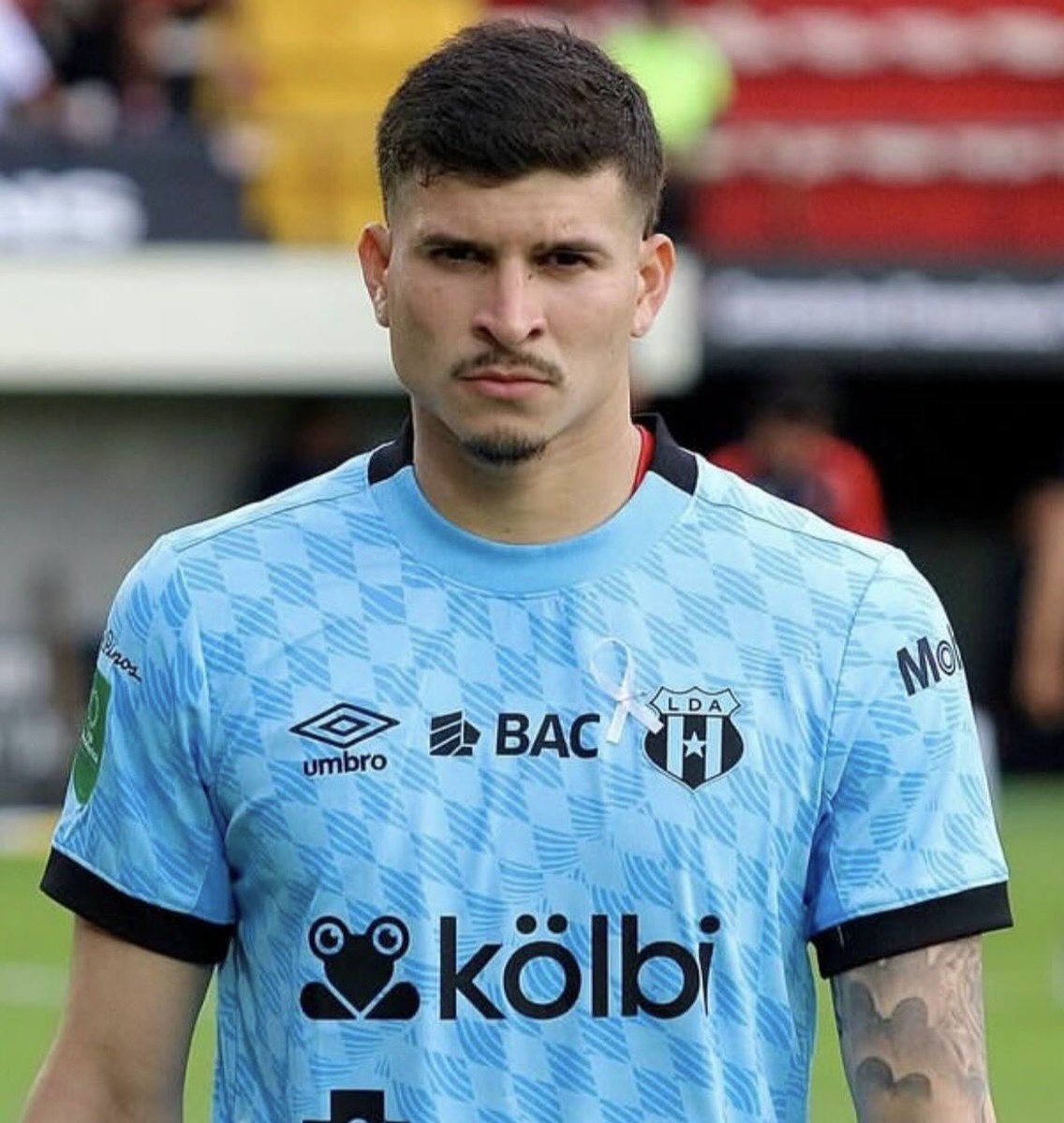 Un Manudo en Tibás tweet media