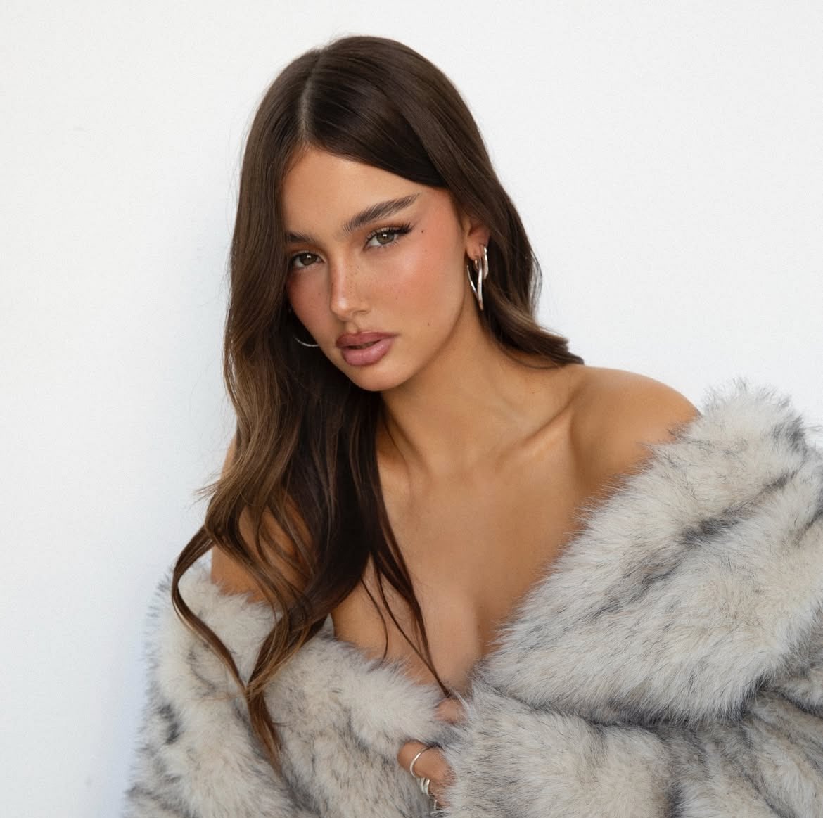 Arias_thread's tweet image. Fur baby. 🐈‍⬛