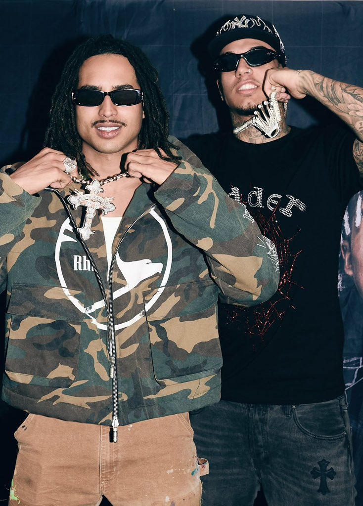 isapraum's tweet image. esses dois.