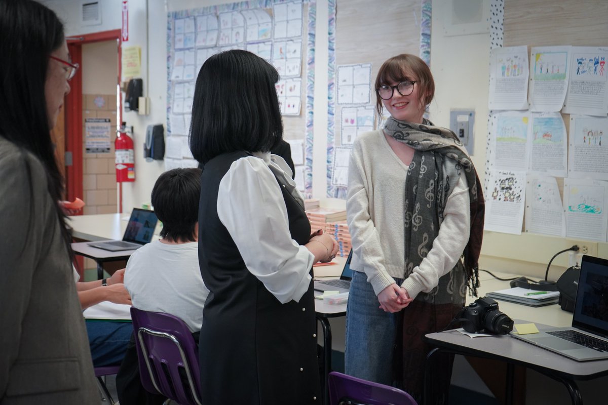 ccsdschools's tweet image. CHSN welcomed visitors from the Consulate-General of Japan in NY, who met with students to observe AP/IB Japanese presentations. Moments like this embody the #ClarkstownCommitment to help learners build the knowledge and awareness they need to thrive beyond #ClarkstownCSD.