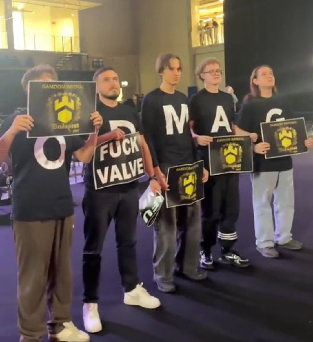 If i was a player for Imperial i would just not show up to the major at all and do something less humiliating with my time