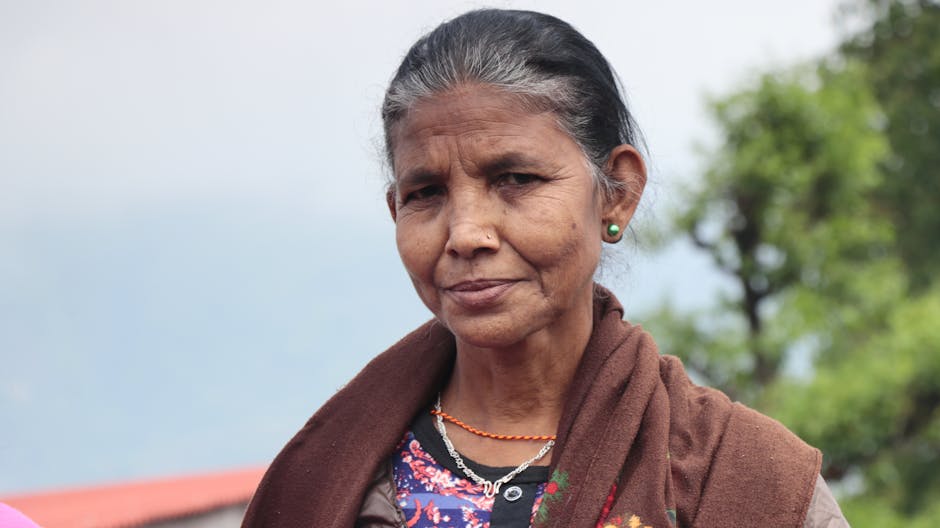 نقاءُ المرأةِ يجعلُها تختارُ ما يُريحُ قلبَها لا ما يُرضي الجميع. Donny Ugolini