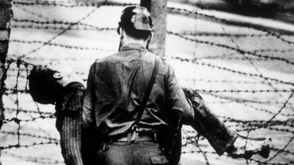 <a href="/jan_vanaken/">Jan van Aken</a> Was wir nie vergessen dürfen ⬇️
#Mauermörderpartei