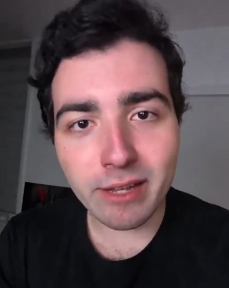 Kilton_'s tweet photo. Ce mec a combien de skin ? https://t.co/J9xPv5rCgA