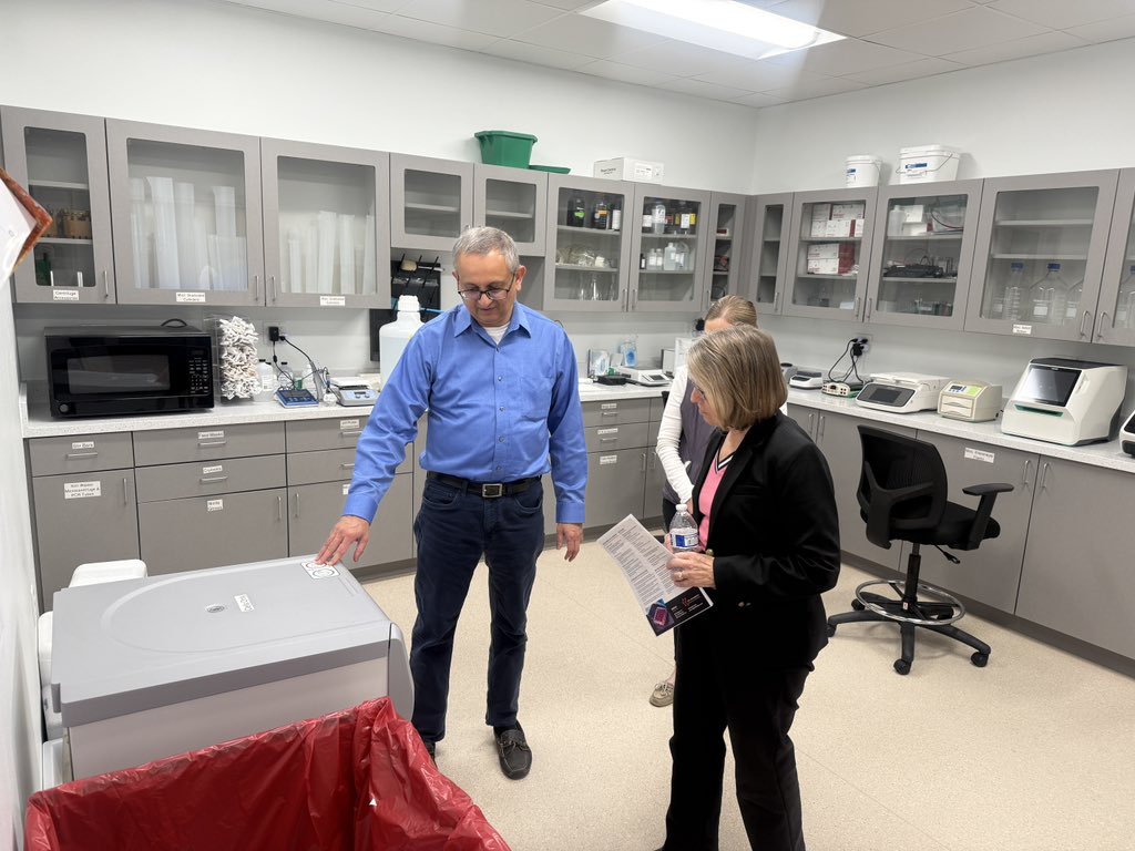 RepMMM's tweet image. Visited ORF Biologics in Tiffin to learn about their work producing and purifying proteins for medical research and developing new therapeutics. We also discussed how to better support young researchers in Iowa and across the country.