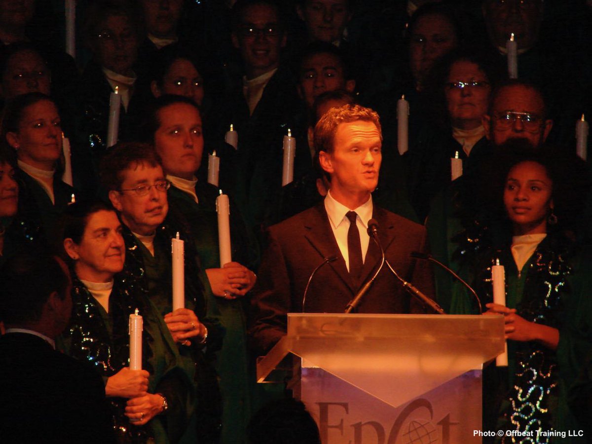 LikeaMouseTips's tweet image. Disney Christmas 2007-8-We close out 07 with Neal Patrick Harris at Candlelight (he is a frequent narrator) and begin 08 with Canada Claus. Interesting: Canada Claus is one of the leaders interviewed in my book The Santa System SantaSystem.com.