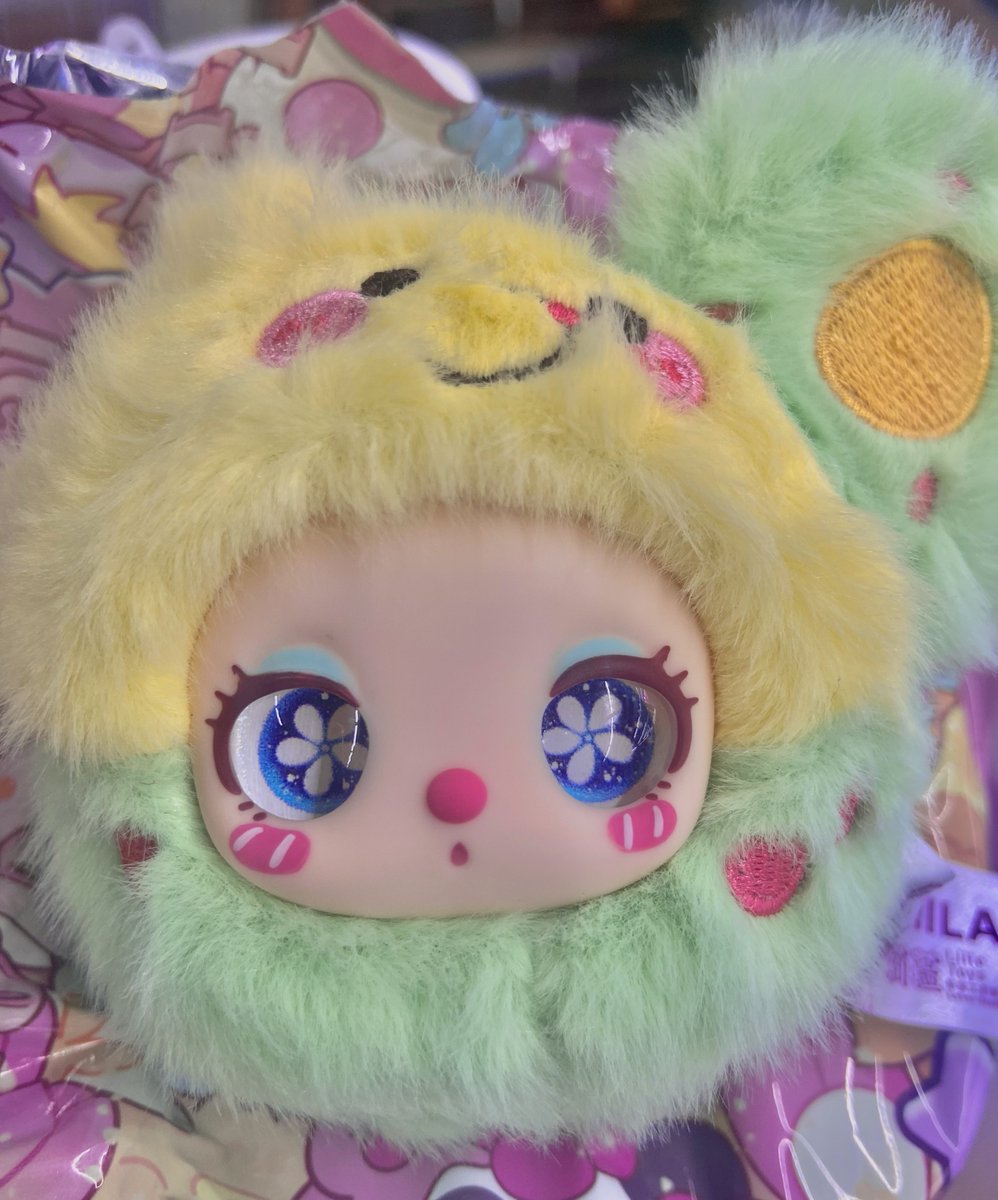 Al_knowever's tweet image. สีเขวเหมือนโค่เลย💚🤏🏻