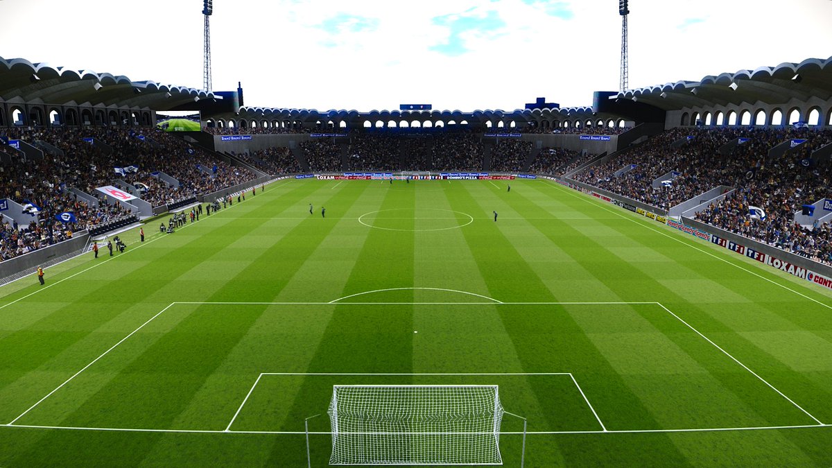 PESSimulation's tweet image. Next up in Ligue 1 ’96–97 🔵🟠
Bordeaux host Metz at Parc Lescure — both sides lost their opener and urgently need three points to steady the ship. A tense, high-stakes clash awaits. Stay with us.