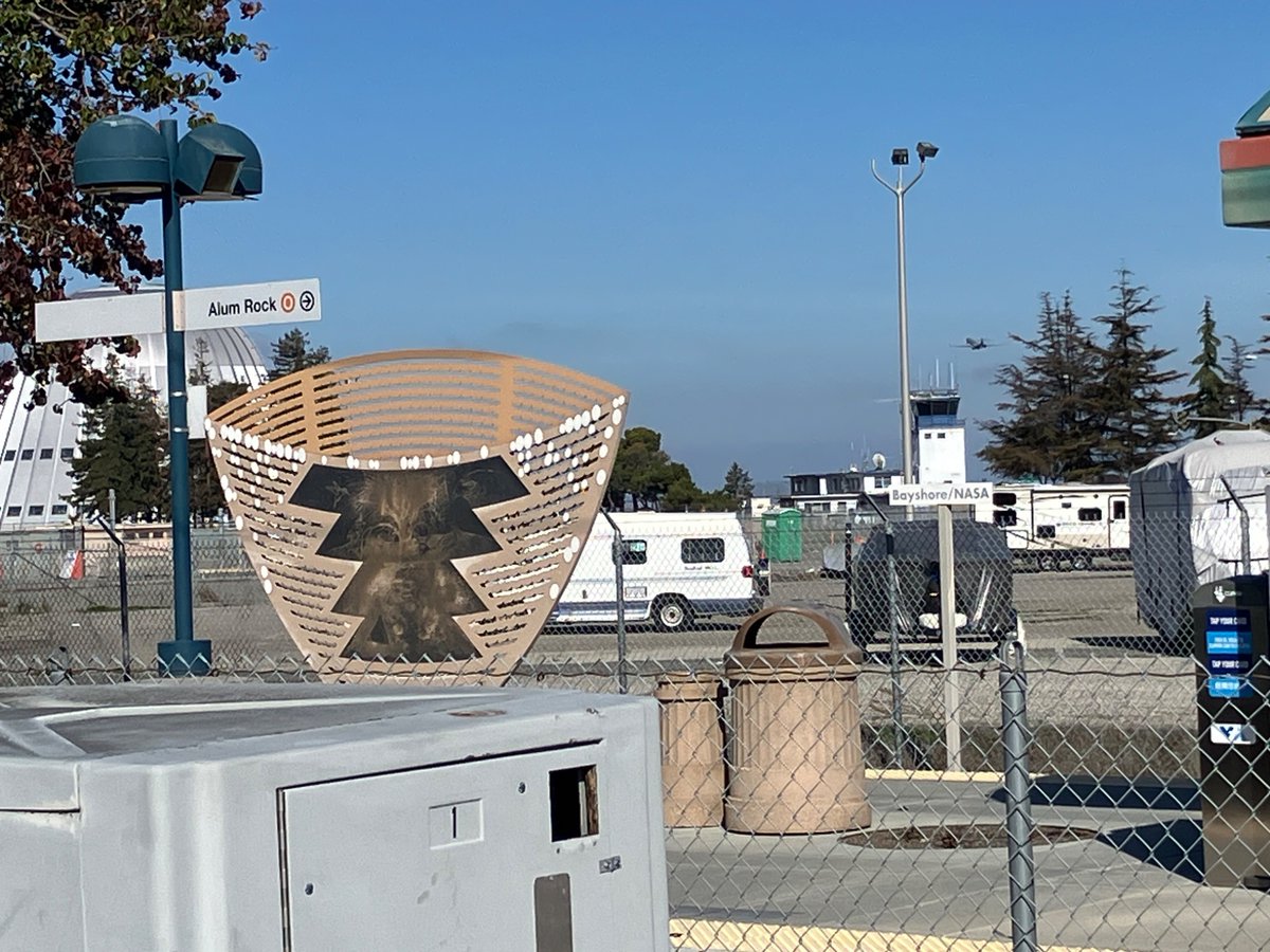 TheFamilyAliens's tweet image. Human Trafficking Happens Everywhere. Alien Trafficking is Happening (TM) primarily around Bayshore/NASA.