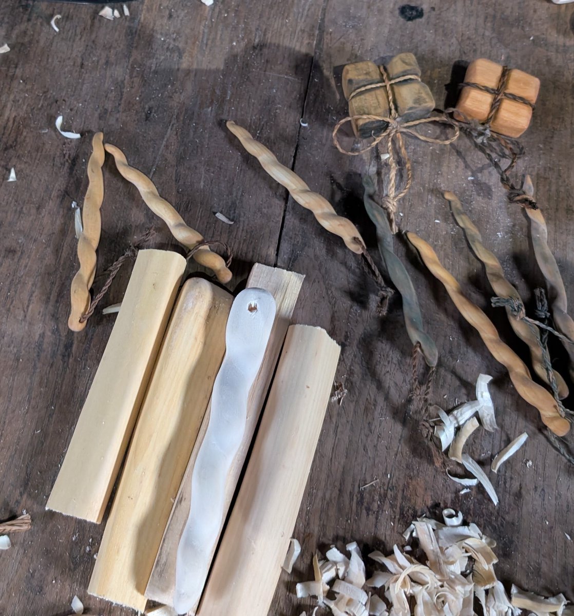 AvoncroftMuseum's tweet photo. A series of hands-on, informative, and engaging workshops—including spoon carving and natural dyeing—took place in the unique and inspiring setting of our 15th-century Merchant��s House this weekend. To see our upcoming workshops and to book a place, visit:
https://t.co/O9XtfqkeHv https://t.co/vT5cwqfENa