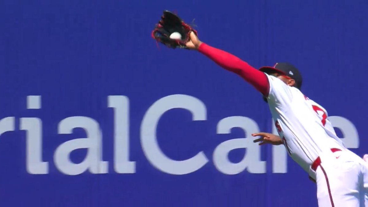 Top Plays of 2025: No. 68

Jo Adell lays out to secure the baseball! 