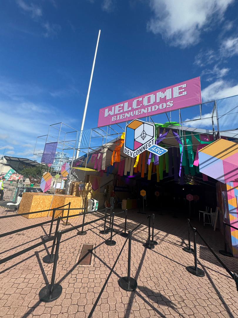 Eth_Enugu's tweet image. Our @Eth_Enugu community members didn’t just go to Devconnect, they made us proud!!!! 💰🚀🧨

Congratulations to @code_z2, @DruxAMB, and @thecyberverse1 — for winning multiple tracks at the @ETHGlobal Buenos Aires Hackathon🔥🔥.

Their projects - earned a combined prize of…