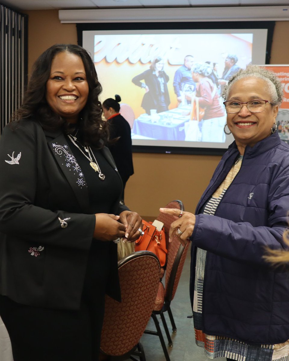 YWCAHARTFORD's tweet image. From pennies to prosperity: It all starts with a coin.

We're proud to offer free financial literacy training, resources and events for all ages. 

Read all about our Financial Literacy initiatives, in our Fall Newsletter: ecs.page.link/hXCVz 

#YWCAHartford #FallNewsletter