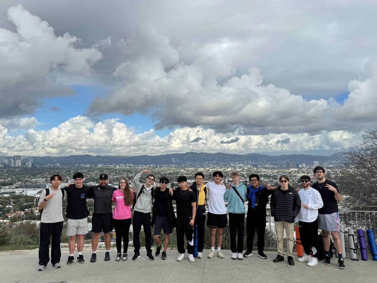 Coach Razvan tweet media