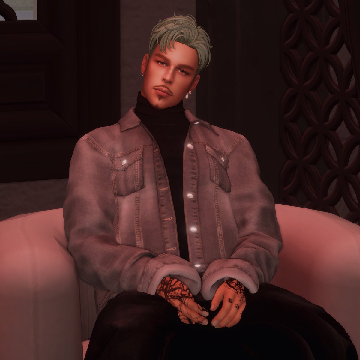 koiannasims's tweet image. ive been on rp so much lately so i havent introduced yall to luciano, hes a tattoo artist in my save