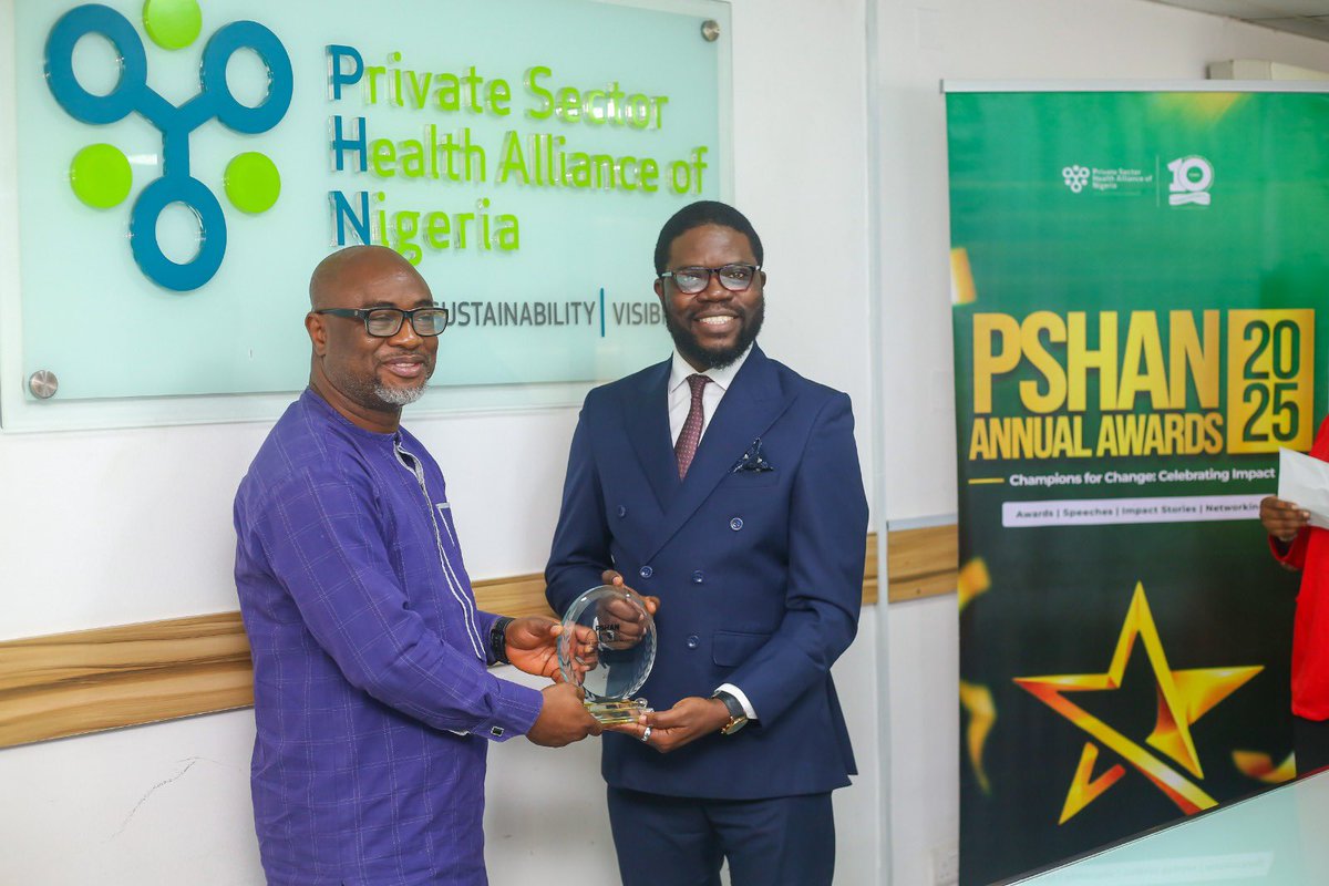 pshan_alliance's tweet photo. Here are some amazing highlights from the Award Presentation Ceremony following the PSHAN Annual Awards 2025.
#PSHANAnnualAwards2025 #PSHAN #HealthImpact #CelebratingExcellence https://t.co/OH5ICfSA9J