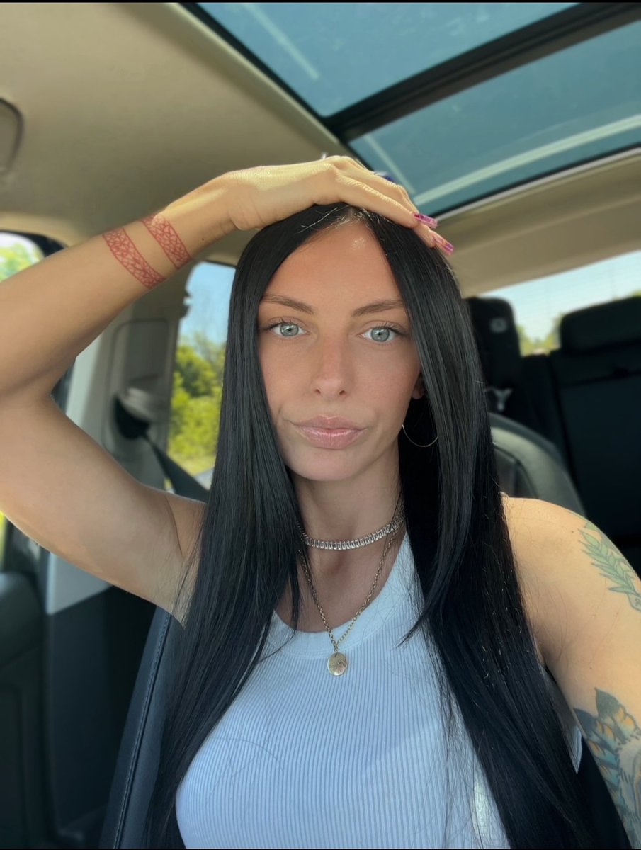 lolo | findom tweet media