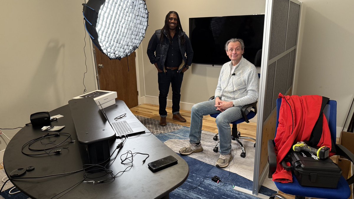 Setting up our small ground floor studio at 15th and H near the White House in Washington, DC. AKA, when TV pros/friends become business partners in a startup. 

The hope is to make and sell shows from this space. Anyone ready to host a show or podcast?!? Reach out.