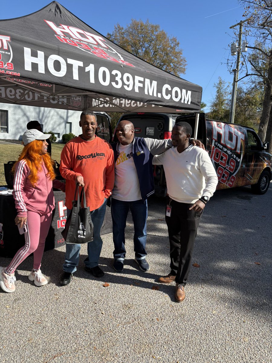 Another successful “Steve Harvey Morning Show Turkey Give” The SHMS Turkey Give is always in the spirit of giving to those in need in the community. Special thanks to the Columbia Housing Authority @thebigdm1013 @hot1039sc @steveharveyfm #SHMSTurkeyGive